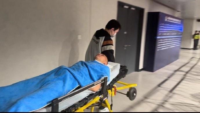 欧美成人吃奶高清视频